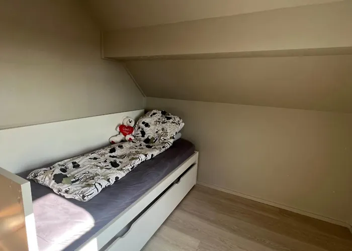 Sentral Enebolig På Lura Med Jacuzzi! *