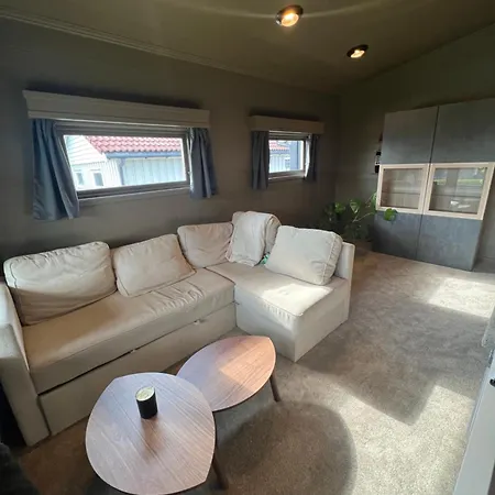 度假居 Sentral Enebolig Pa Lura Med Jacuzzi! *