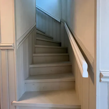 Sentral Enebolig Pa Lura Med Jacuzzi! 度假居 斯塔万格